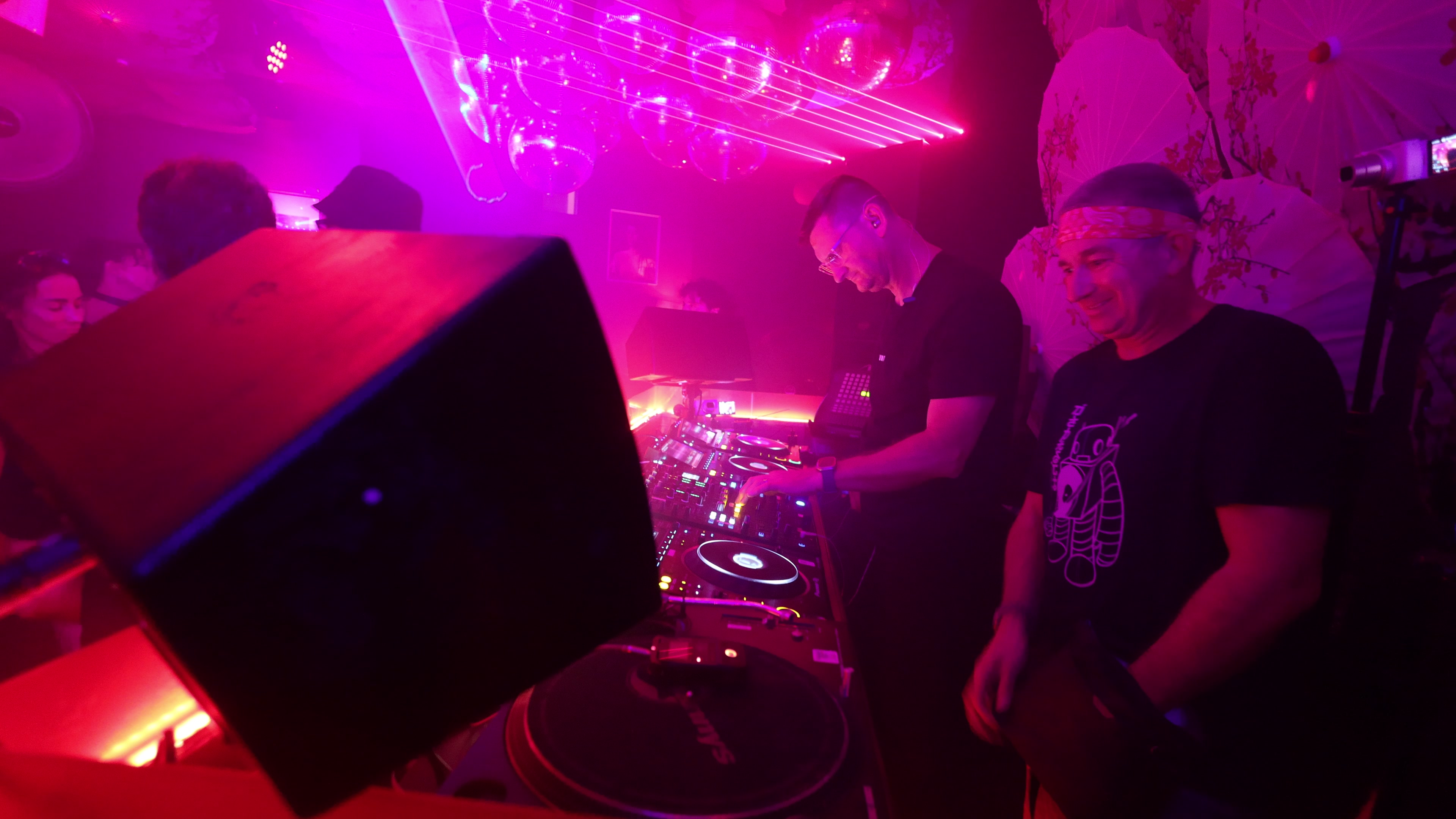 House Husslers b2b Bushwacka